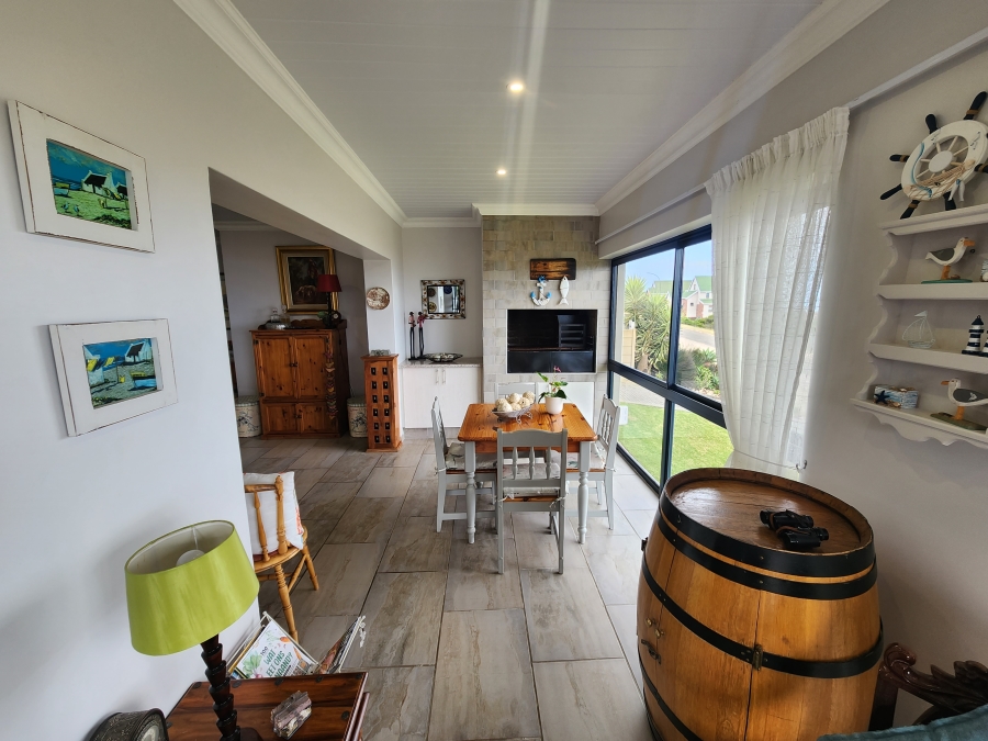 4 Bedroom Property for Sale in Dana Bay Western Cape